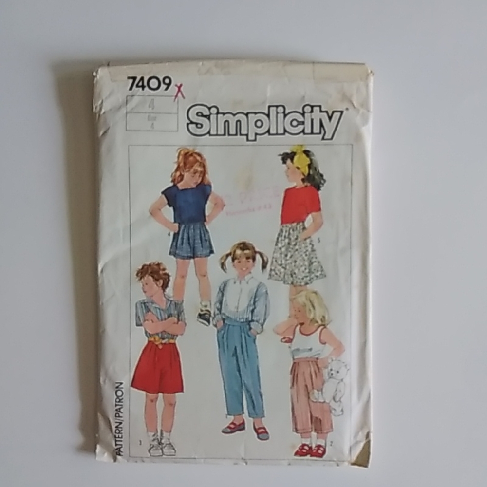Simplicity SZ 4 Pattern #7409 Top, Pants, Skirt, & Shorts Wardrobe